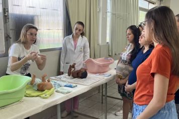 Foto - GRUPO FLORECER É RESULTADO DE PARCERIA FIRMADA ENTRE PREFEITURA E FACULDADE DE ENFERMAGEM DA UENP-CLM.