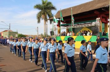 Foto - 7 DE SETEMBRO DE 2023 - CERIMONIAIS DA SEMANA DA PÁTRIA E DESFILE