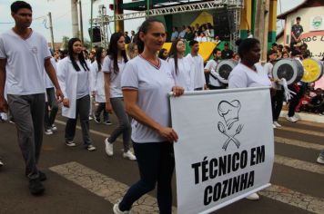 Foto - 7 DE SETEMBRO DE 2023 - CERIMONIAIS DA SEMANA DA PÁTRIA E DESFILE