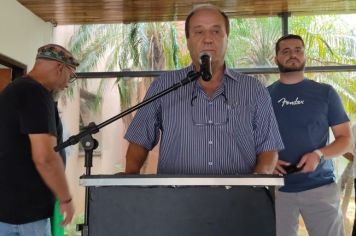 Foto - OBRAS EM VIAS PÚBLICAS, ESCOLA E ENTREGA DE VEÍCULO À SECRETARIA DE AGRICULTURA