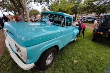 Foto - PRIMEIRO ENCONTRO DE CARROS ANTIGOS DE BANDEIRANTES 2023