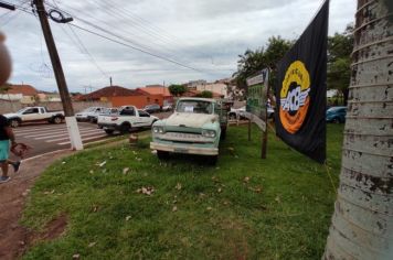 Foto - PRIMEIRO ENCONTRO DE CARROS ANTIGOS DE BANDEIRANTES 2023