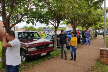 Foto - PRIMEIRO ENCONTRO DE CARROS ANTIGOS DE BANDEIRANTES 2023