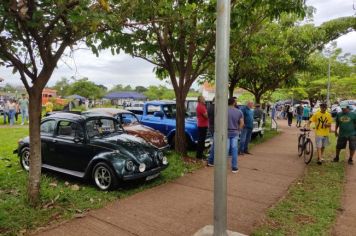 Foto - PRIMEIRO ENCONTRO DE CARROS ANTIGOS DE BANDEIRANTES 2023