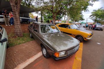 Foto - PRIMEIRO ENCONTRO DE CARROS ANTIGOS DE BANDEIRANTES 2023