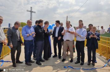 Foto - Inauguração da passarela do Santuário de São Miguel Arcanjo