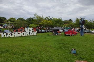 Foto - PRIMEIRO ENCONTRO DE CARROS ANTIGOS DE BANDEIRANTES 2023