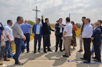 Foto - Inauguração da passarela do Santuário de São Miguel Arcanjo