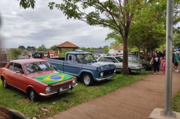 Foto - PRIMEIRO ENCONTRO DE CARROS ANTIGOS DE BANDEIRANTES 2023