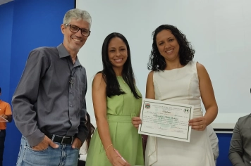 Foto - Posse das Diretoras da Rede Municipal 2026