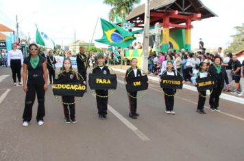 Foto - 7 DE SETEMBRO DE 2023 - CERIMONIAIS DA SEMANA DA PÁTRIA E DESFILE