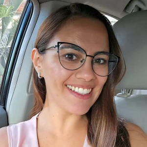 LARISSA C. FIORI MATSUBARA