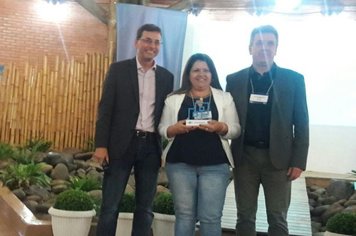 Município recebe ‘Prêmio de Reconhecimento Fomento/PR e SEBRAE/PR de Microcrédito’