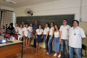 Alunos do Colégio Huberto Teixeira recebem palestra sobre Dengue