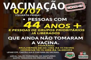 VACINAÇÃO A PARTIR DE 44 ANOS!