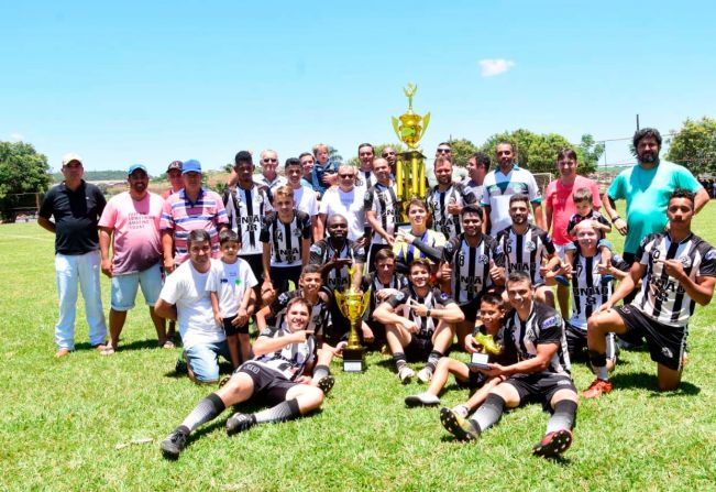 União Bandeirantes Jr conquista 4ª Copa CREM de Futebol