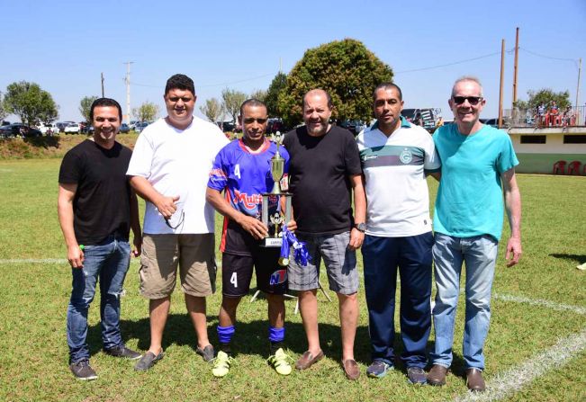 Nutritop conquista título da 13ª Copa CREM de Futebol Sênior