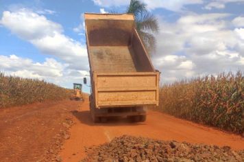 SECRETARIA DE AGRICULTURA DE BANDEIRANTES INTENSIFICA MANUTENÇÃO DE ESTRADAS RURAIS